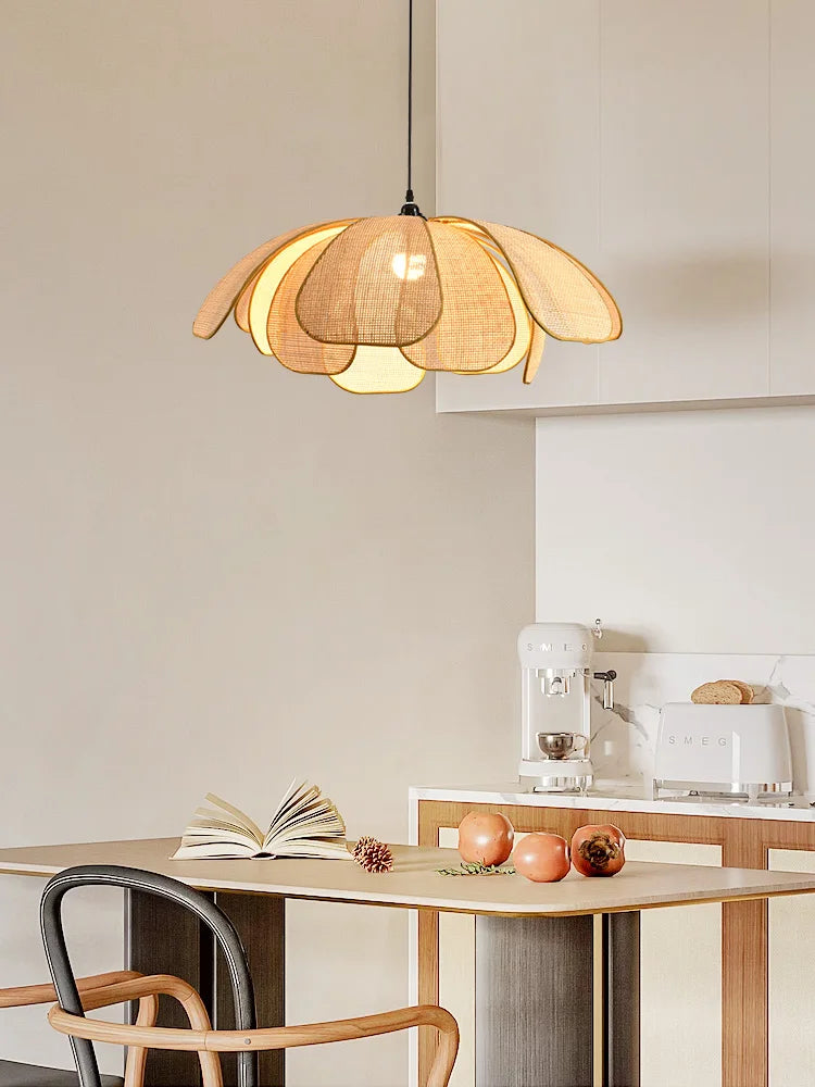 Lustre Pétales Rotin – Suspension rotin naturel tressée main Ø 60 cm
